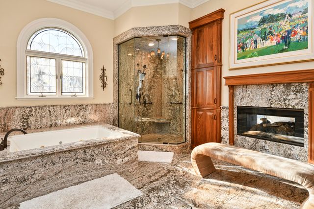 3935 E Eaglescliffe Drive, Springfield, MO 65809