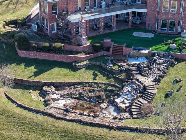 3935 E Eaglescliffe Drive, Springfield, MO 65809