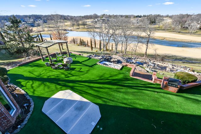 3935 E Eaglescliffe Drive, Springfield, MO 65809