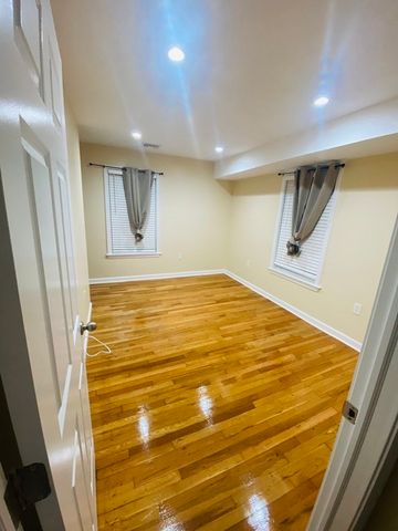 9 Oxford St 3, Lynn, MA 01901