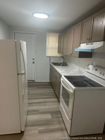 2212 Murchison Road B, Fayetteville, NC 28301