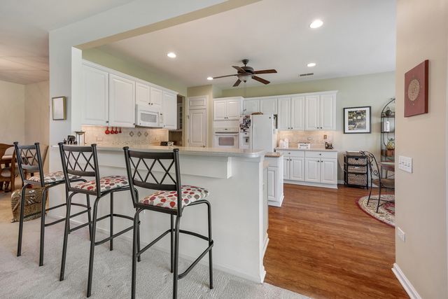 13300 Honeysuckle Drive, Huntley, IL 60142