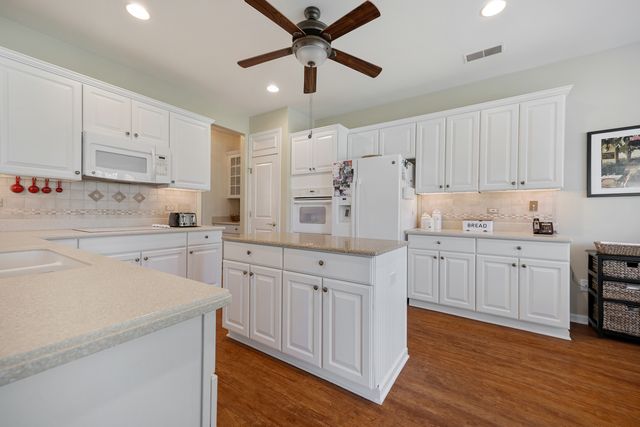 13300 Honeysuckle Drive, Huntley, IL 60142