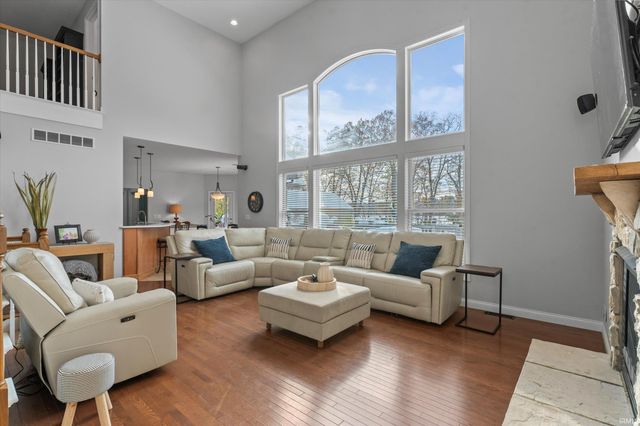 53785 Blue Lake Drive, Elkhart, IN 46514