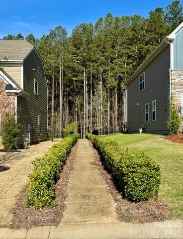 190 Tackle Box Drive, Troutman, NC 28166