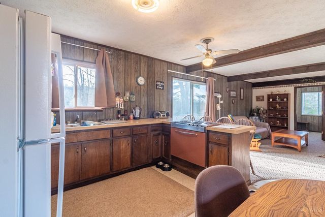 467 Waggoner Riffle Road, Lynx, OH 45693