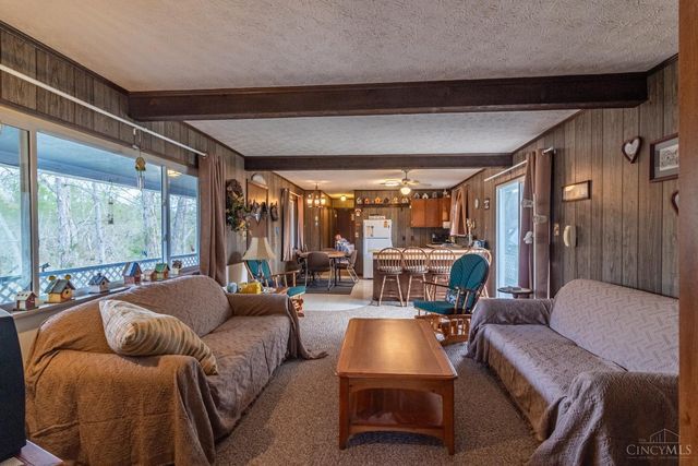 467 Waggoner Riffle Road, Lynx, OH 45693