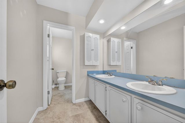 13630 SW 24th Street, Davie, FL 33325