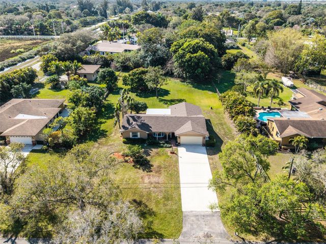13630 SW 24th Street, Davie, FL 33325