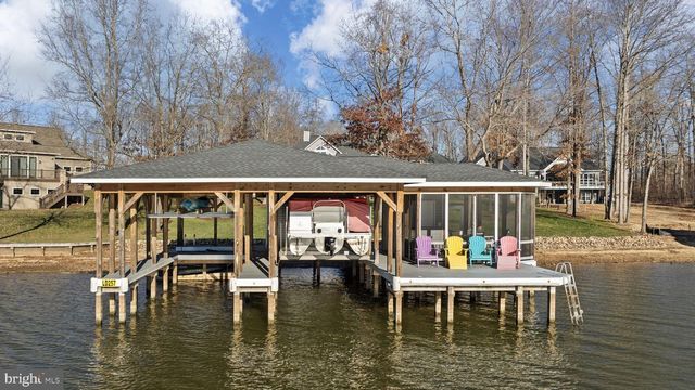 95 OLIVE BRANCH CT, Bumpass, VA 23024