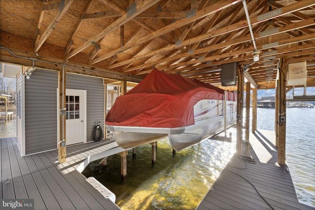 95 OLIVE BRANCH CT, Bumpass, VA 23024