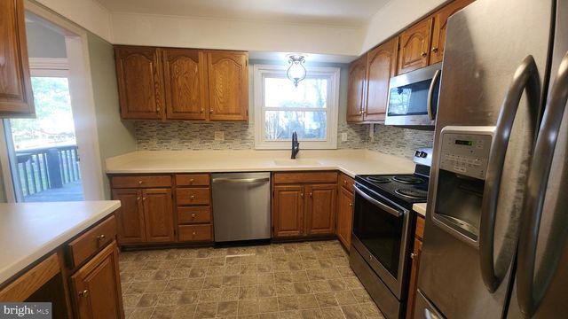 21404 WILLIAMS DR, Lexington Park, MD 20653