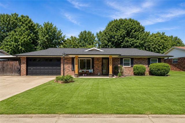2304 Christine Street, Springdale, AR 72762