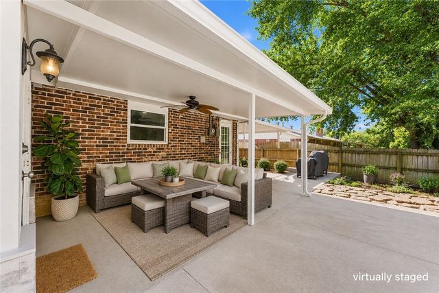 2304 Christine Street, Springdale, AR 72762