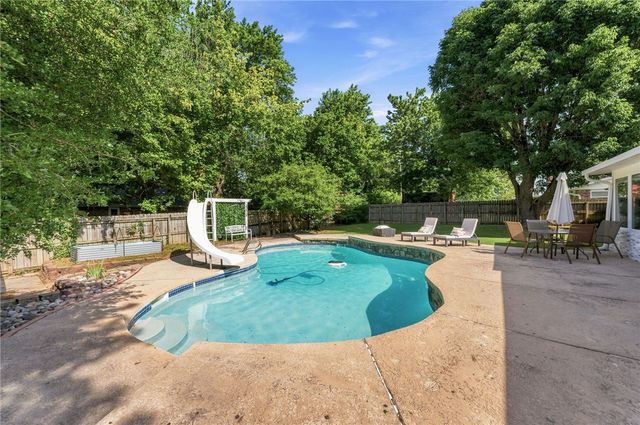 2304 Christine Street, Springdale, AR 72762