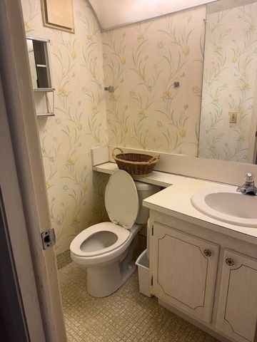 148 Farnham G 148, Deerfield Beach, FL 33442