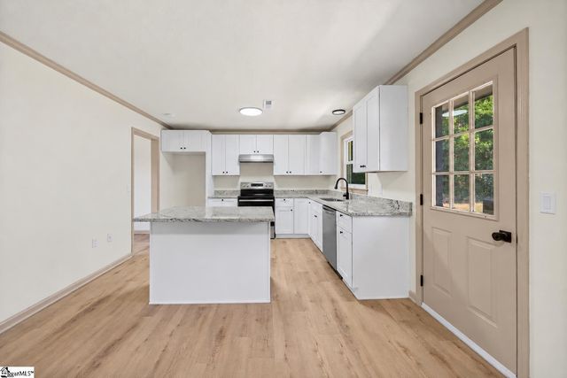 2409 Villa Court, Anderson, SC 29621