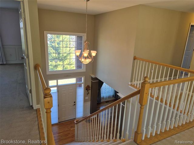 3681 High Grove Way, Lake Orion, MI 48360