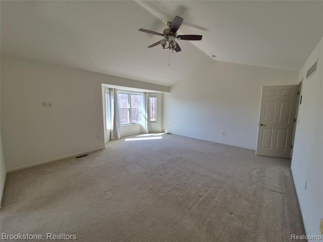 3681 High Grove Way, Lake Orion, MI 48360