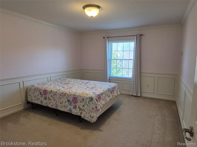 3681 High Grove Way, Lake Orion, MI 48360