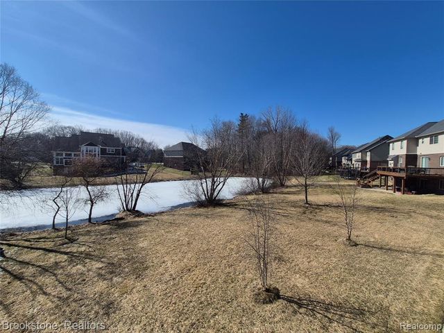 3681 High Grove Way, Lake Orion, MI 48360