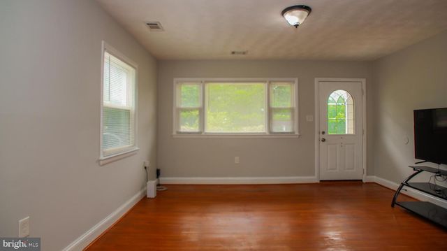 5602 ODELL RD, Beltsville, MD 20705