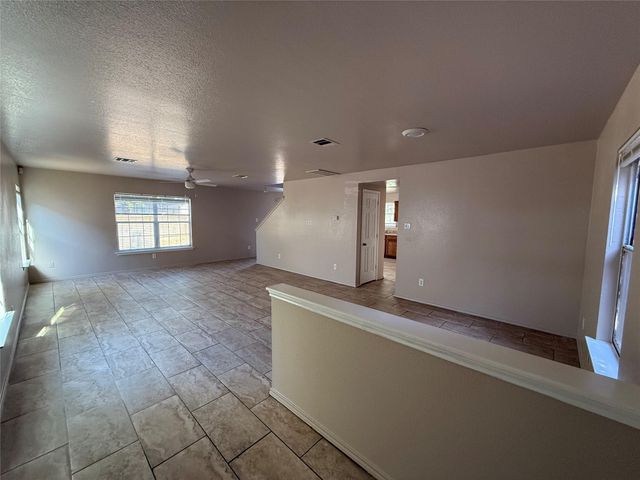 13012 Lofton Cliff DR, Del Valle, TX 78617