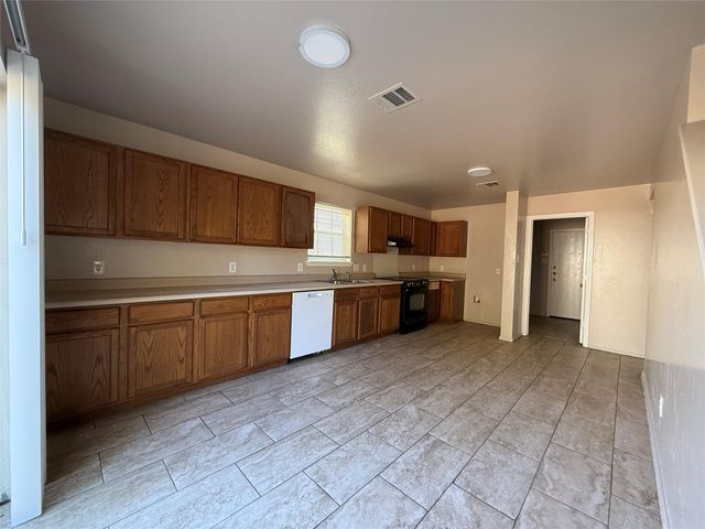 13012 Lofton Cliff DR, Del Valle, TX 78617