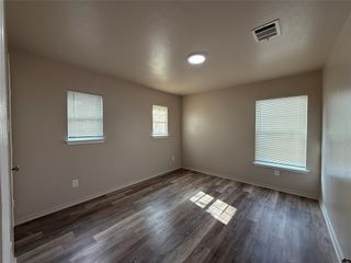 13012 Lofton Cliff DR, Del Valle, TX 78617