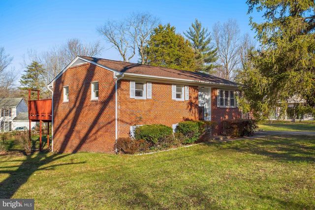 2032 GREENWICH ST, Falls Church, VA 22043