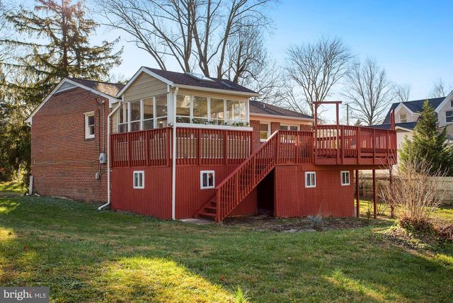 2032 GREENWICH ST, Falls Church, VA 22043