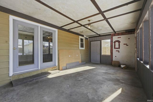 6033 Aragon Drive, Fort Wayne, IN 46818