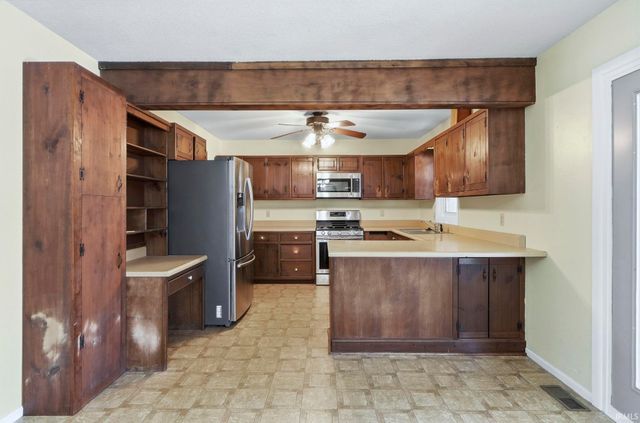 6033 Aragon Drive, Fort Wayne, IN 46818