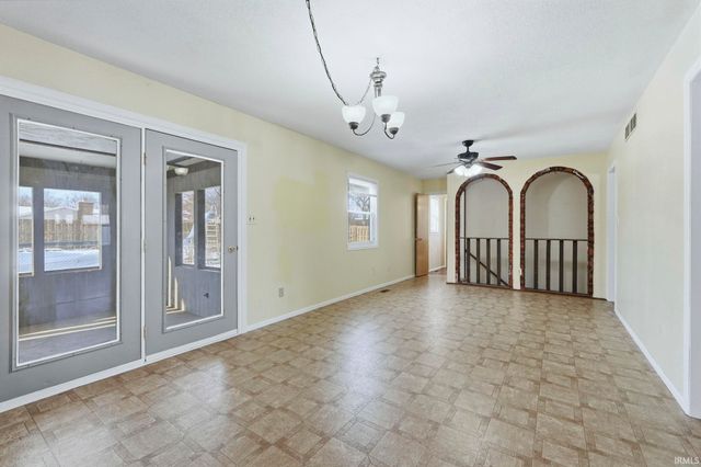 6033 Aragon Drive, Fort Wayne, IN 46818