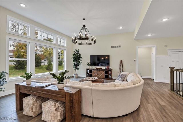 3695 Braemar Drive, Broadview Heights, OH 44147