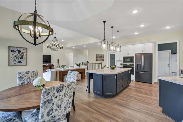 3695 Braemar Drive, Broadview Heights, OH 44147