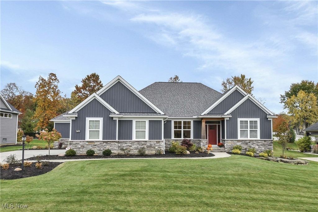 3695 Braemar Drive, Broadview Heights, OH 44147