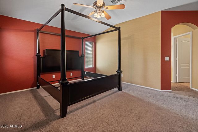 2911 E Quiet Hollow Lane, Phoenix, AZ 85024