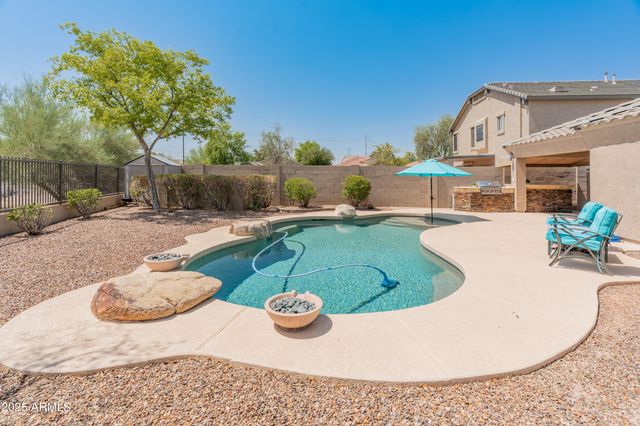 2911 E Quiet Hollow Lane, Phoenix, AZ 85024