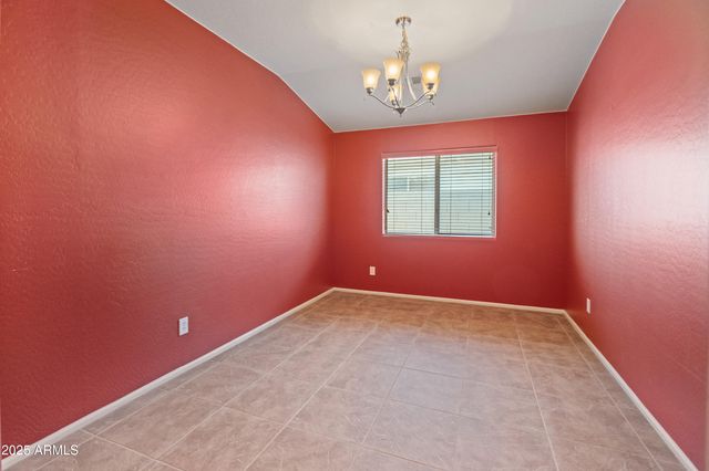 2911 E Quiet Hollow Lane, Phoenix, AZ 85024