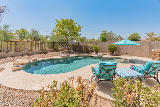 2911 E Quiet Hollow Lane, Phoenix, AZ 85024