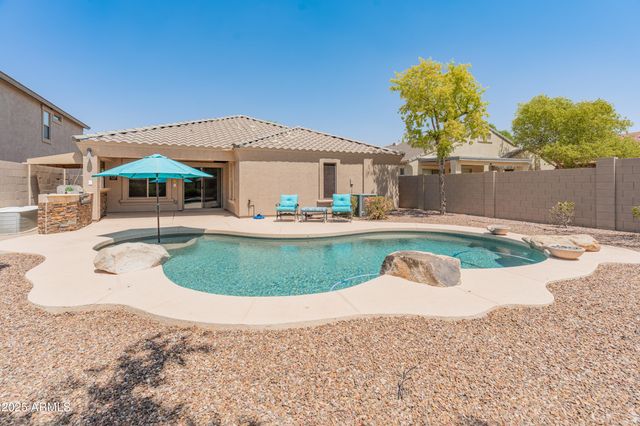 2911 E Quiet Hollow Lane, Phoenix, AZ 85024
