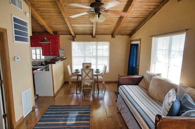 123 Sandpiper Avenue, Surfside Beach, TX 77541