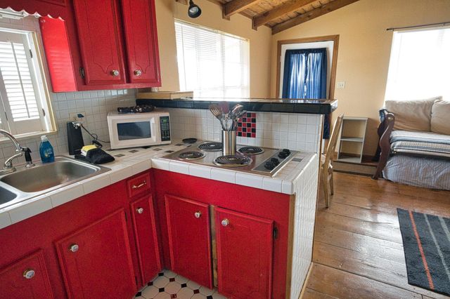 123 Sandpiper Avenue, Surfside Beach, TX 77541