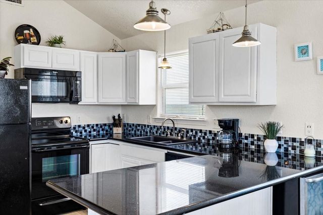 2811 Blue Water Highway, Surfside Beach, TX 77541