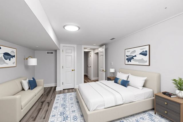 4044 W Kamerling Avenue, Chicago, IL 60651