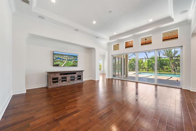 8176 SE Red Root Way, Jupiter, FL 33458