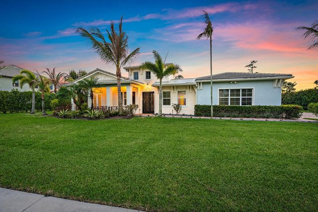 8176 SE Red Root Way, Jupiter, FL 33458