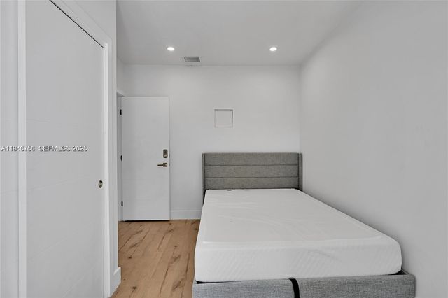 21 NE 48th St 21, Miami, FL 33137