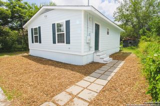 805 Stamper, Beeville, TX 78102